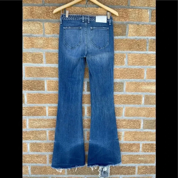 Tularosa Flare Penelope Jeans in Ankara Wash size 27 - Picture 8 of 17